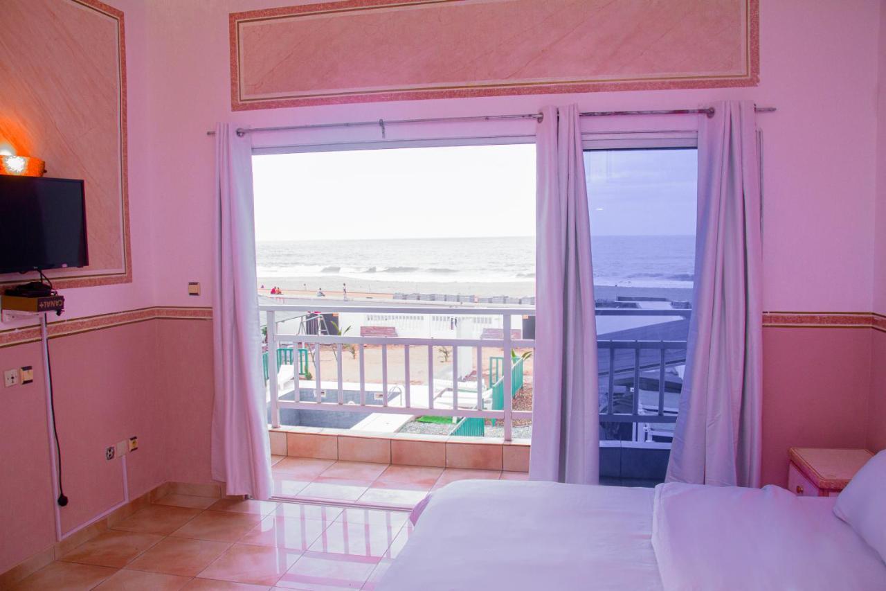 Hotel Amazone Котону Экстерьер фото